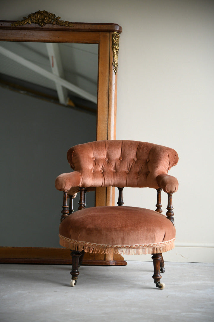 Antique Victorian Upholstered Tub Chair