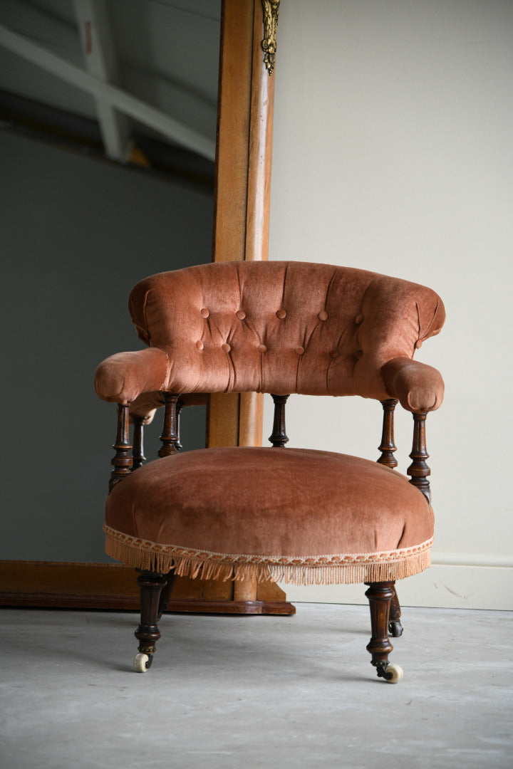 Antique Victorian Upholstered Tub Chair