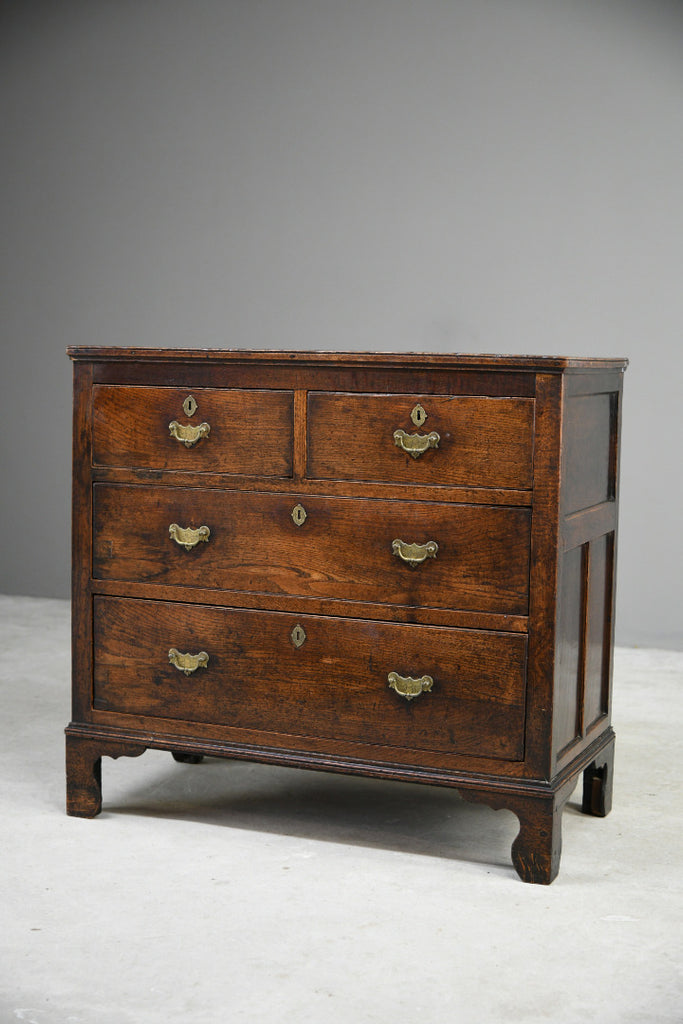 Georgian Oak Chest of Drawers
