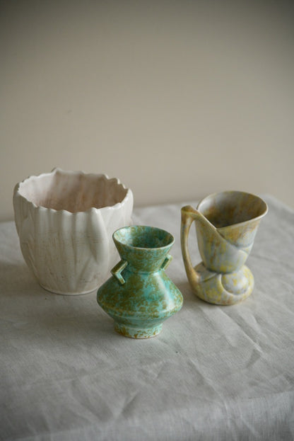 Vintage Planter & Pair Small Jugs