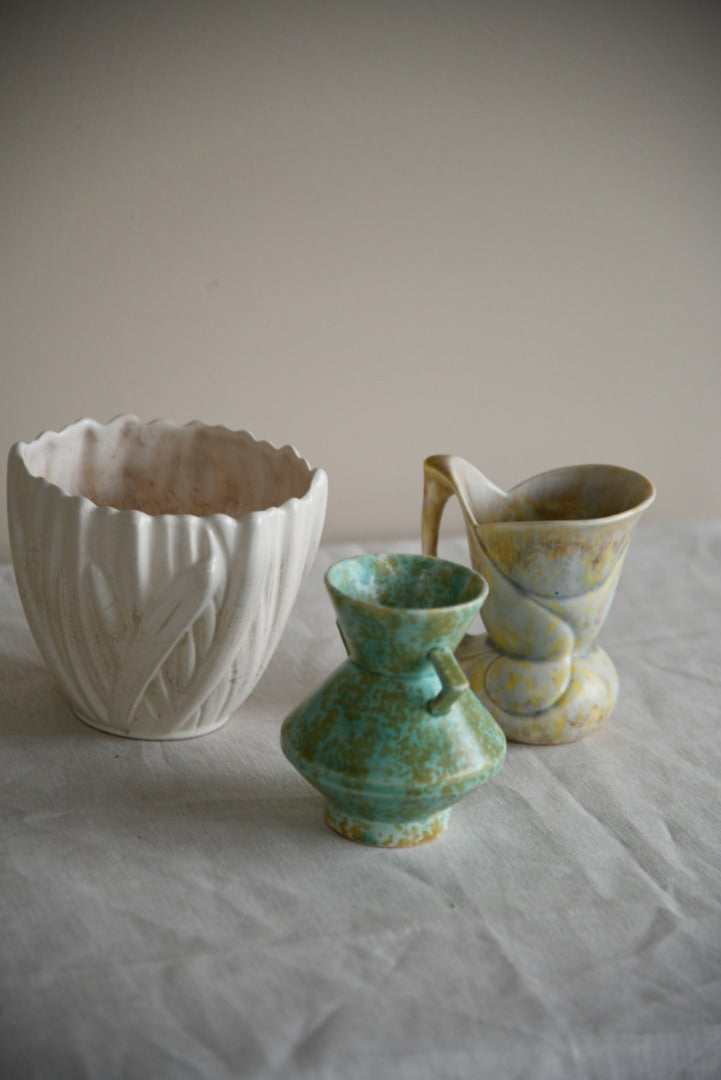 Vintage Planter & Pair Small Jugs