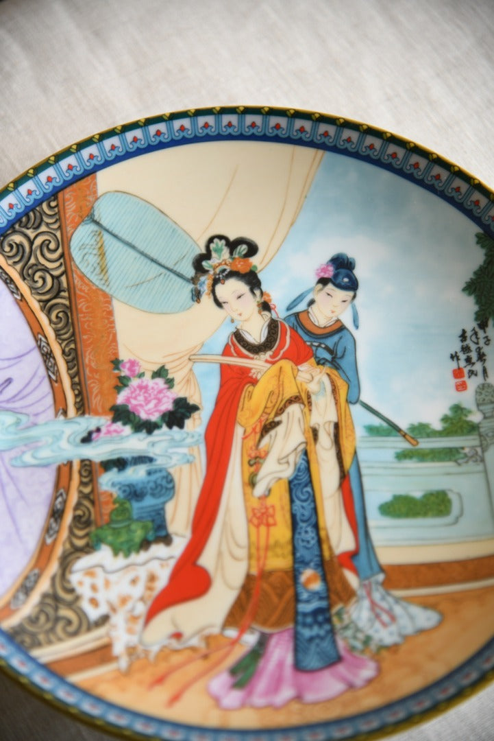 Pair Imperial Jingdezhen Porcelain Plates