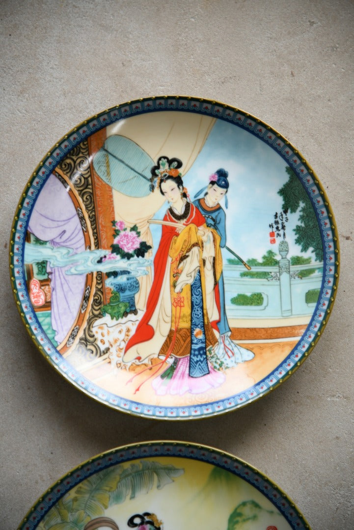 Pair Imperial Jingdezhen Porcelain Plates