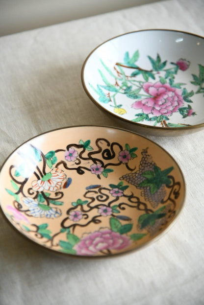 Pair Oriental Decorative Dishes