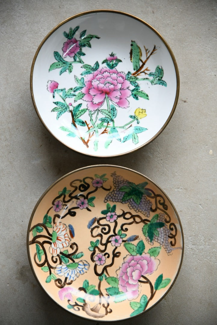 Pair Oriental Decorative Dishes