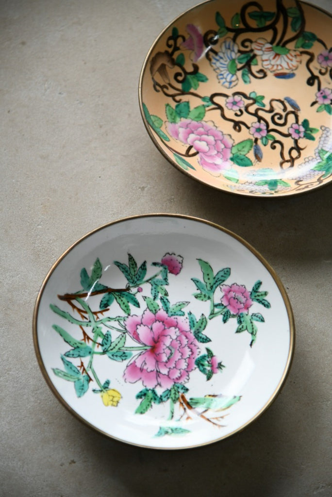 Pair Oriental Decorative Dishes