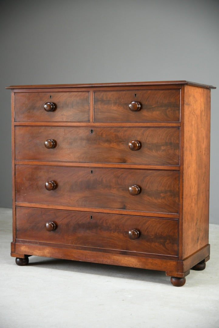 Antique Victorian Chest of Drawers