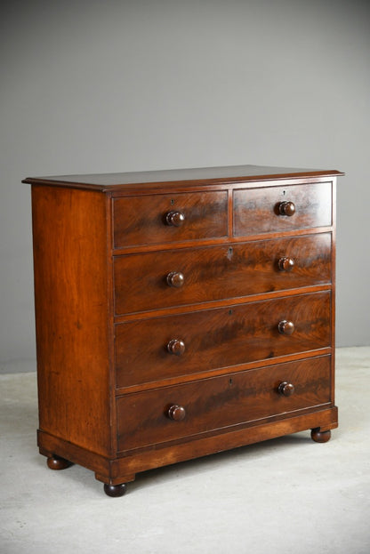 Antique Victorian Chest of Drawers