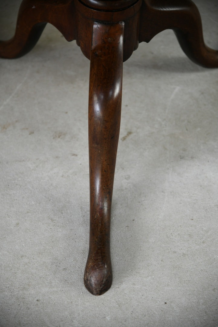 Georgian Mahogany Tilt Top Table