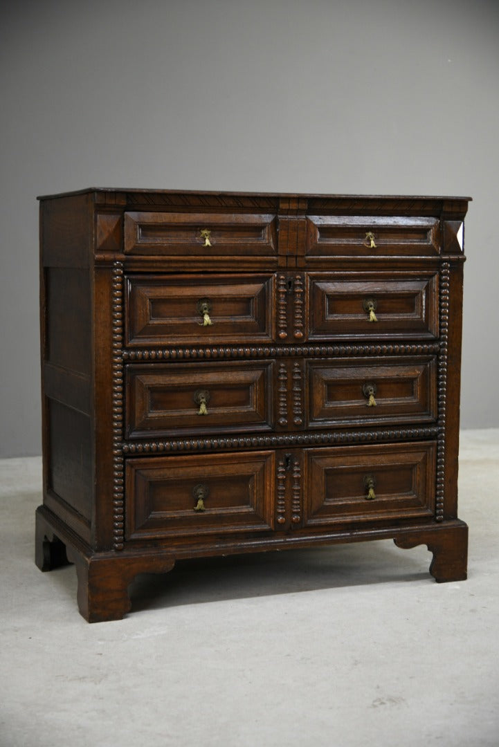 Early 18th Century Oak Chest of Drawers