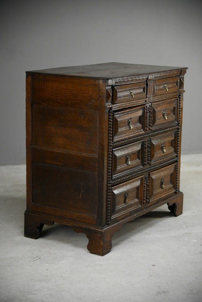 Early 18th Century Oak Chest of Drawers