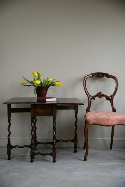 Queen Anne Style Drop Leaf Table