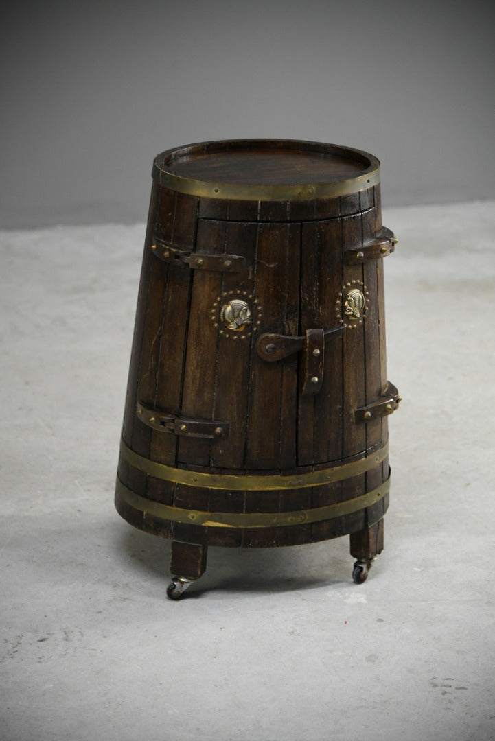 Kitsch Oak Barrel Drinks Trolley