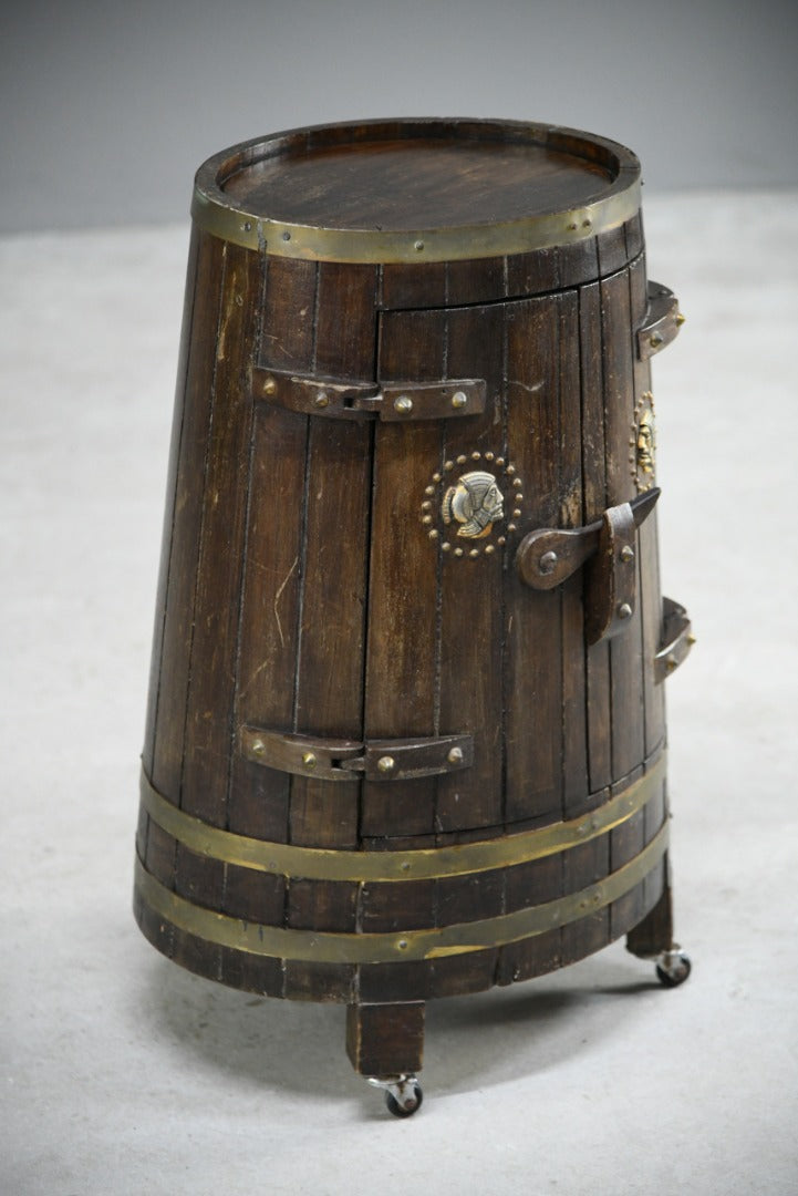 Kitsch Oak Barrel Drinks Trolley