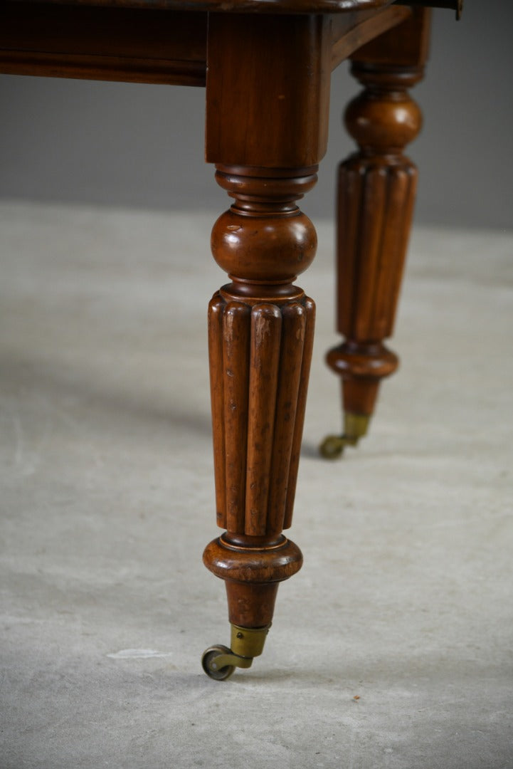 Victorian Mahogany Dining Table