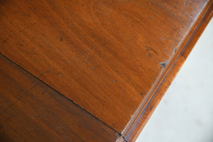 Victorian Mahogany Dining Table