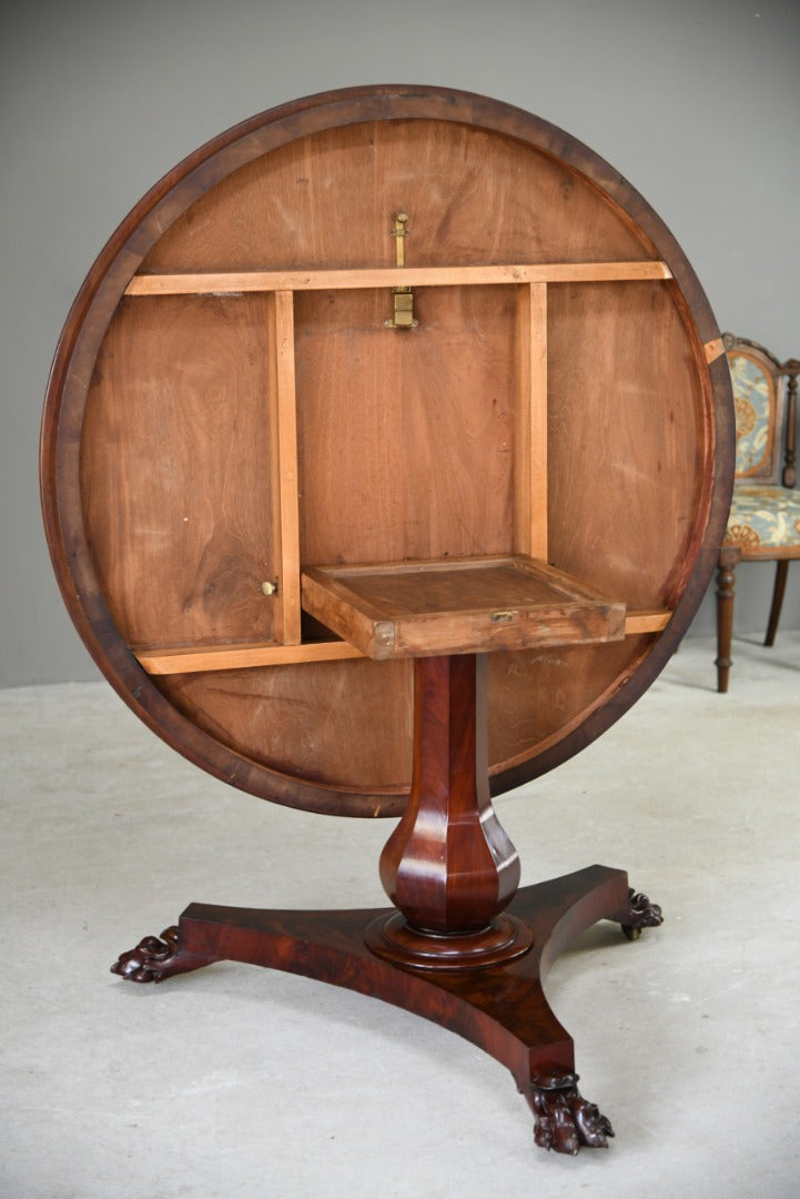 Antique Flame Mahogany Round Tilt Top Table