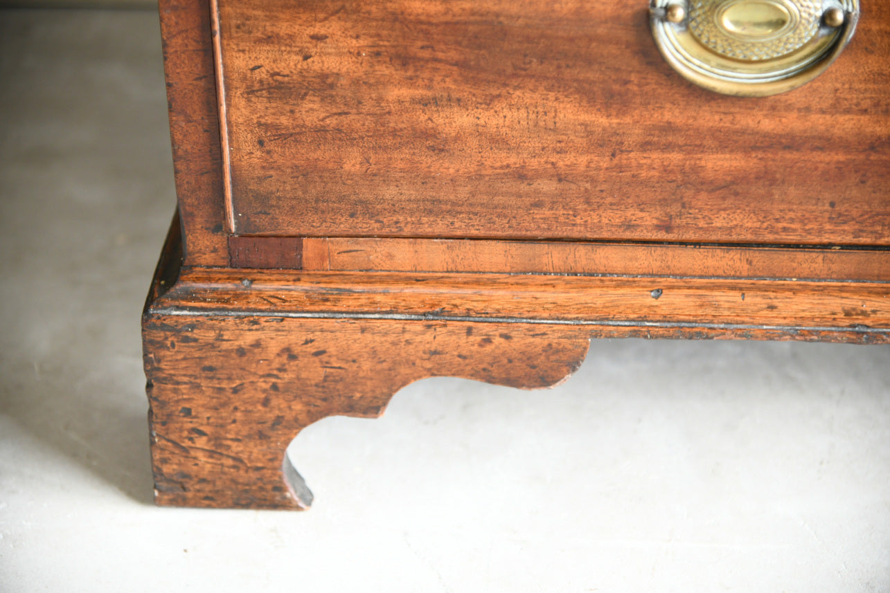 Antique Mahogany Chest of Drawers