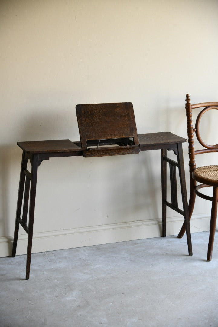 Early 20th Century Oak Reading Table