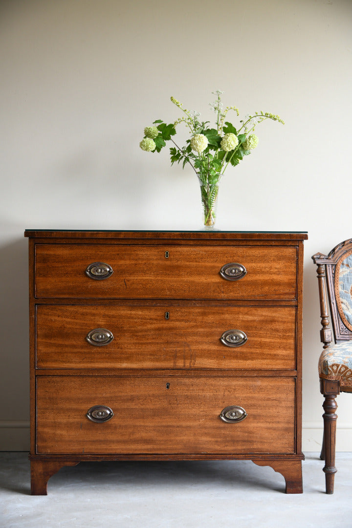 Antique Mahogany Chest of Drawers