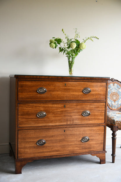 Antique Mahogany Chest of Drawers