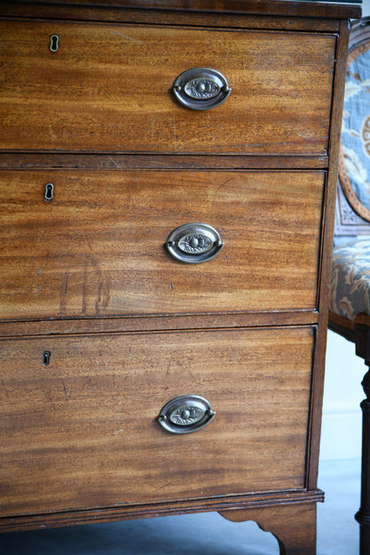 Antique Mahogany Chest of Drawers