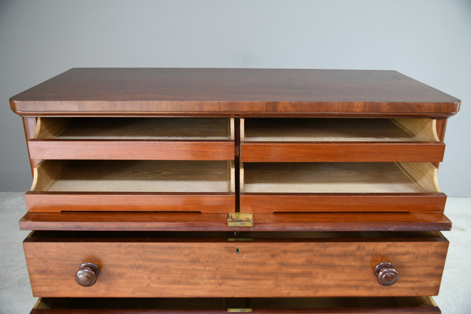Large Antique Mahogany Chest of Drawers