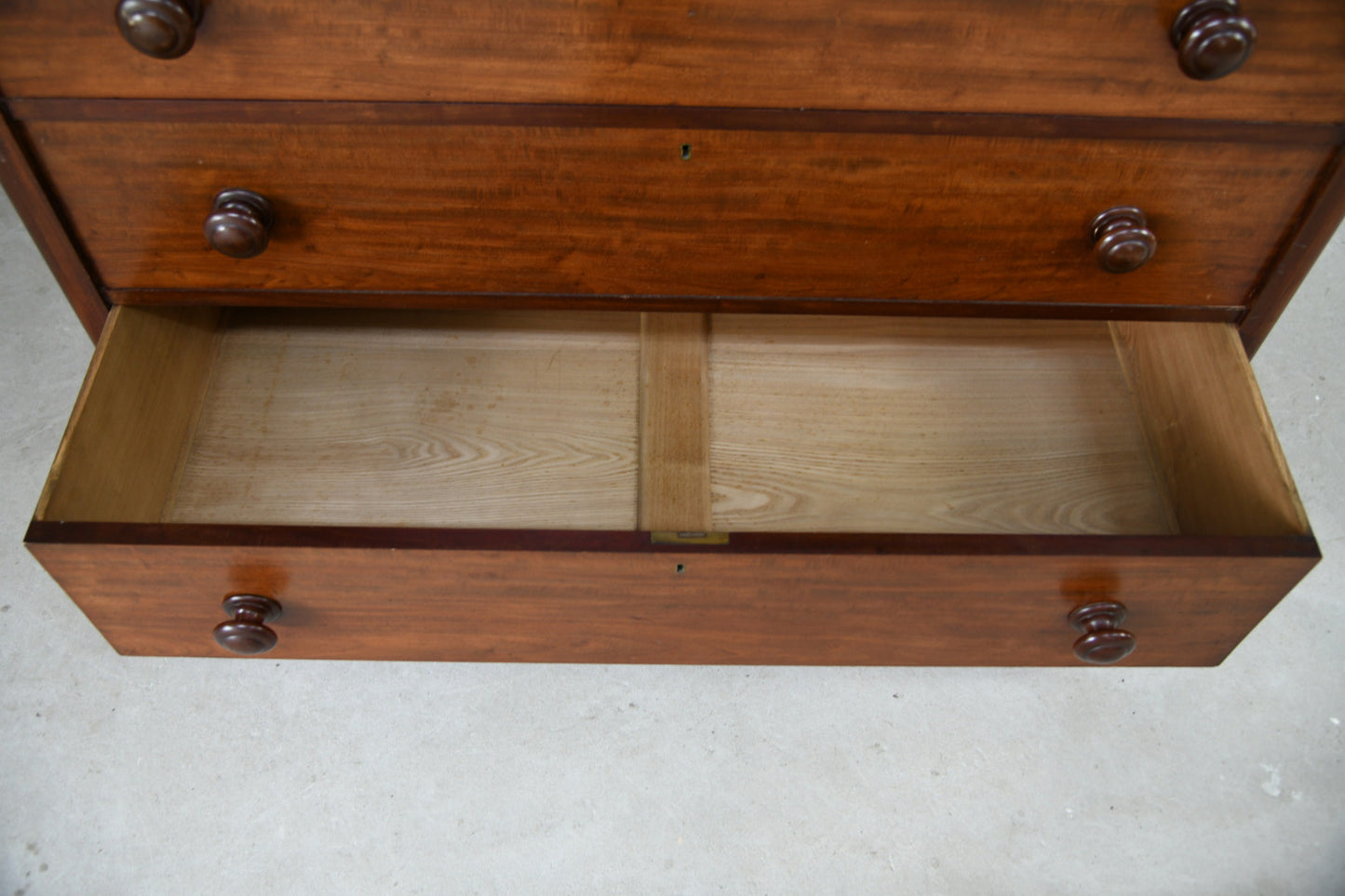 Large Antique Mahogany Chest of Drawers