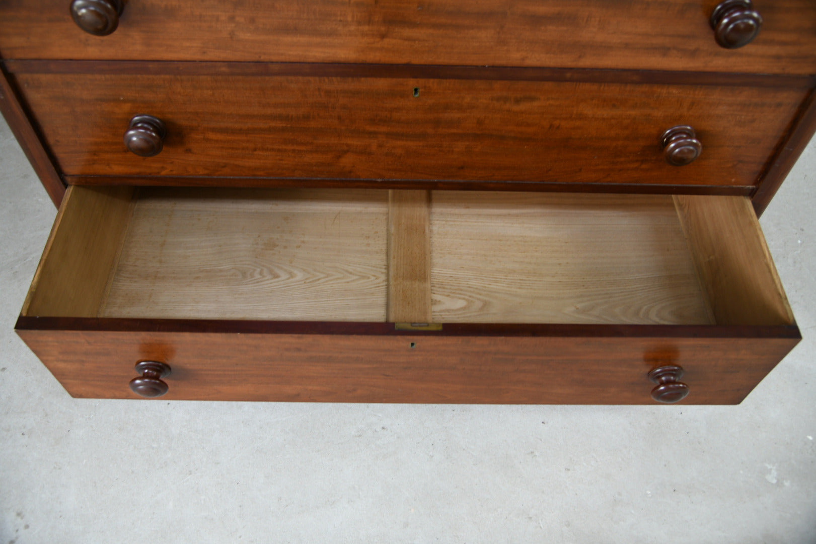 Large Antique Mahogany Chest of Drawers