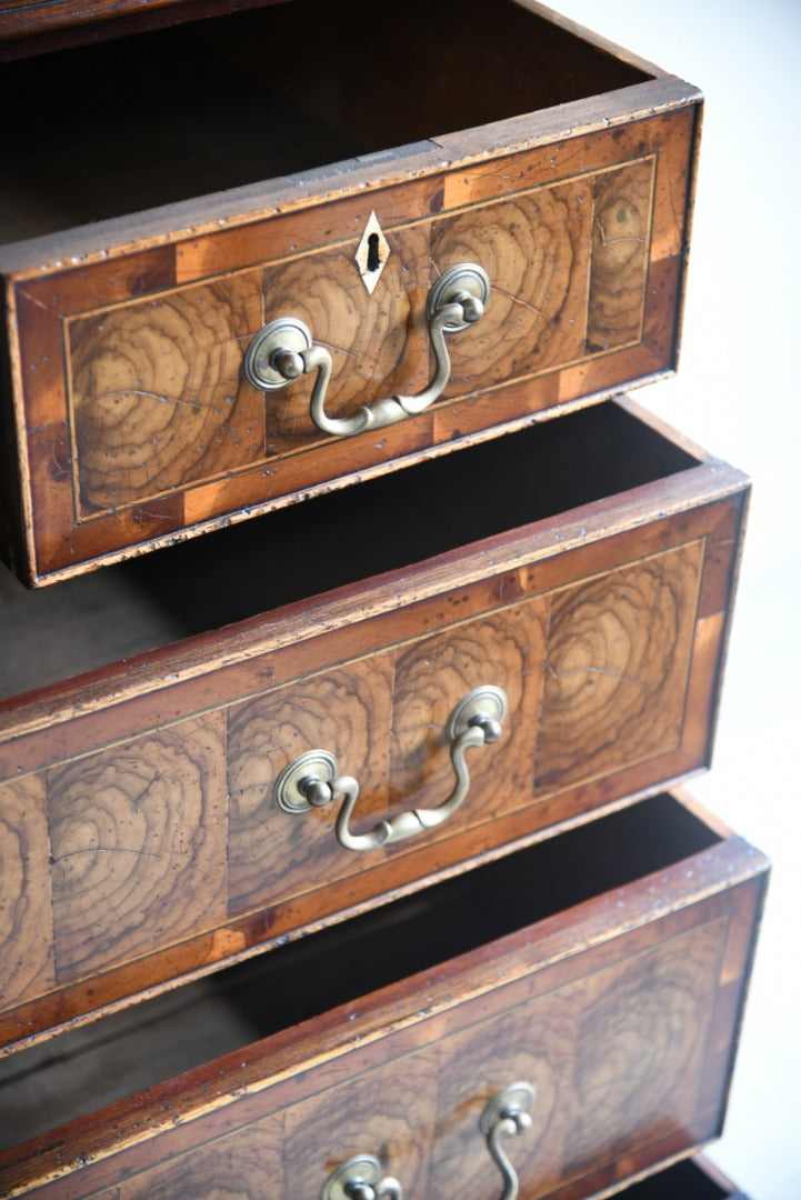 Oyster Veneer Chest of Drawers