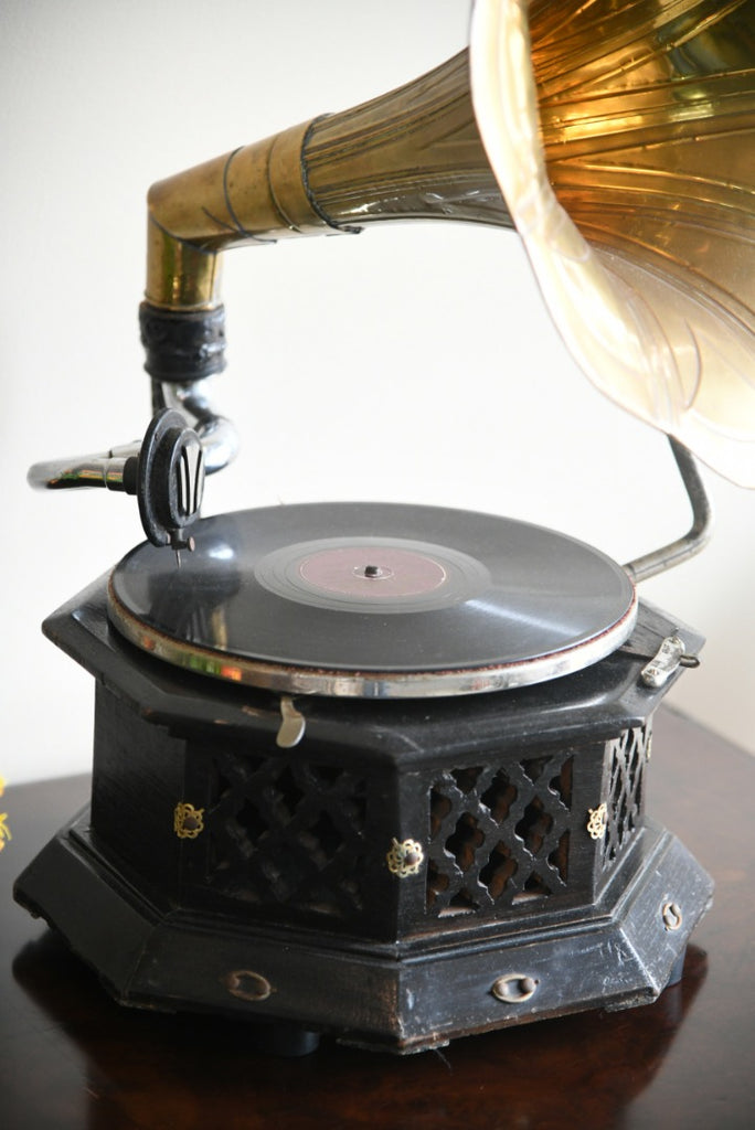 Early 20th Century Brass Horn Gramophone