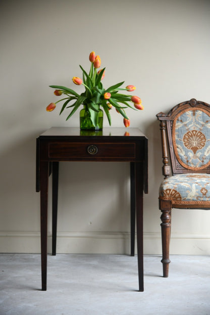 Antique Mahogany Pembroke Table