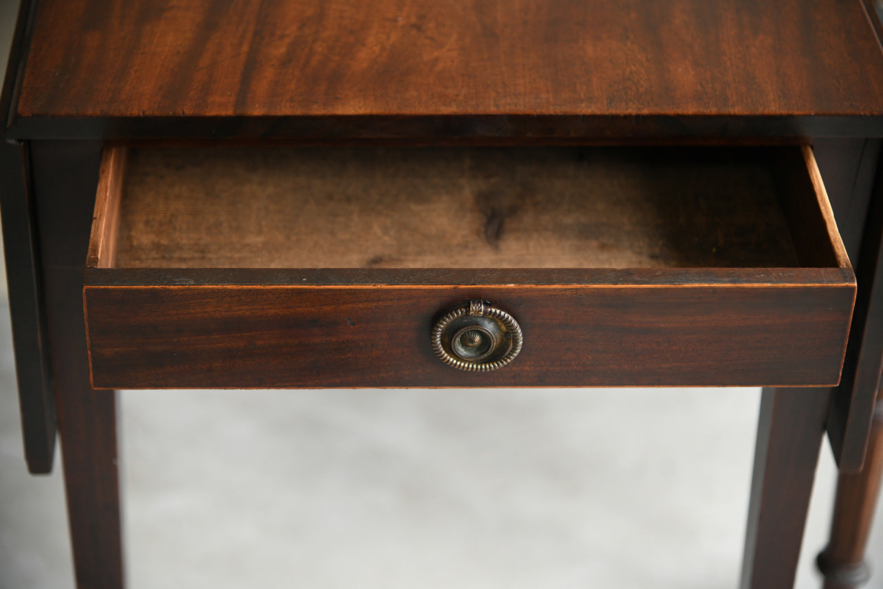 Antique Mahogany Pembroke Table