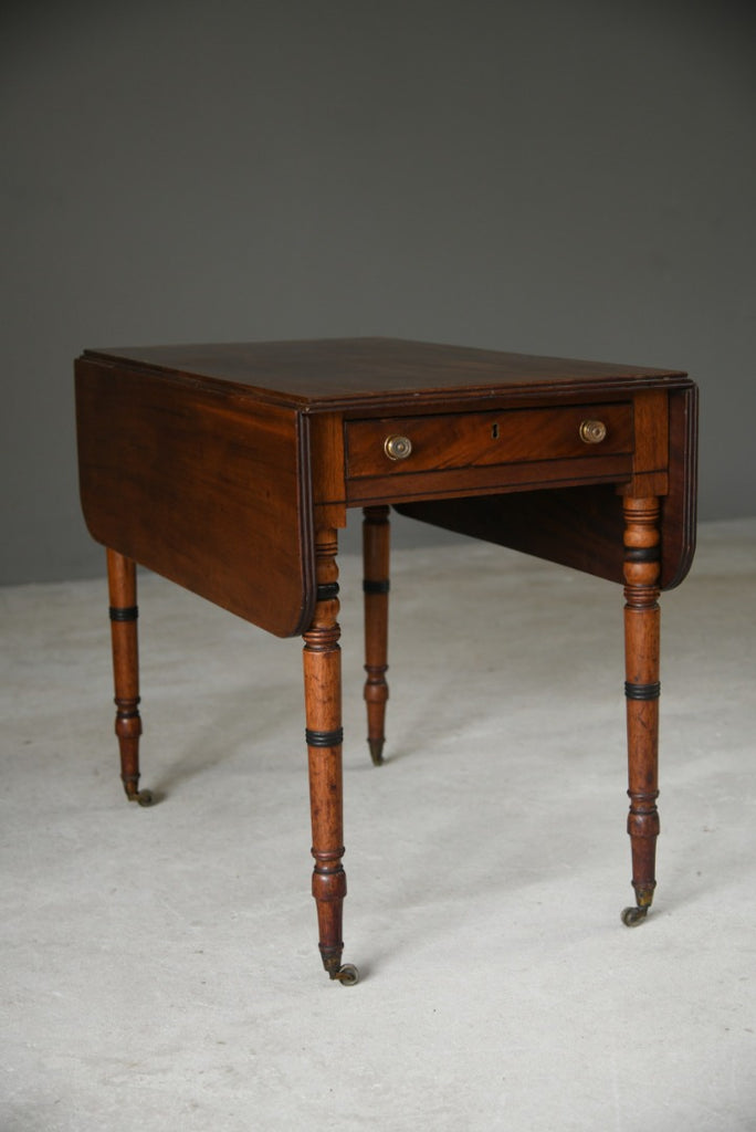 Early 19th Century Mahogany Pembroke Table