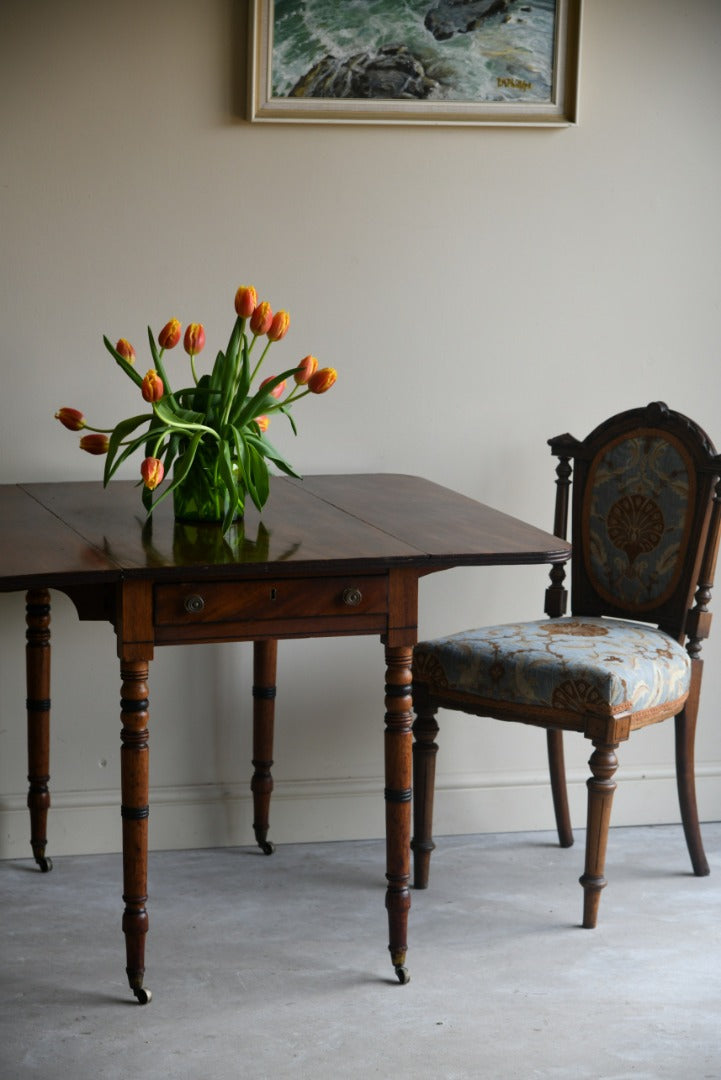 Early 19th Century Mahogany Pembroke Table