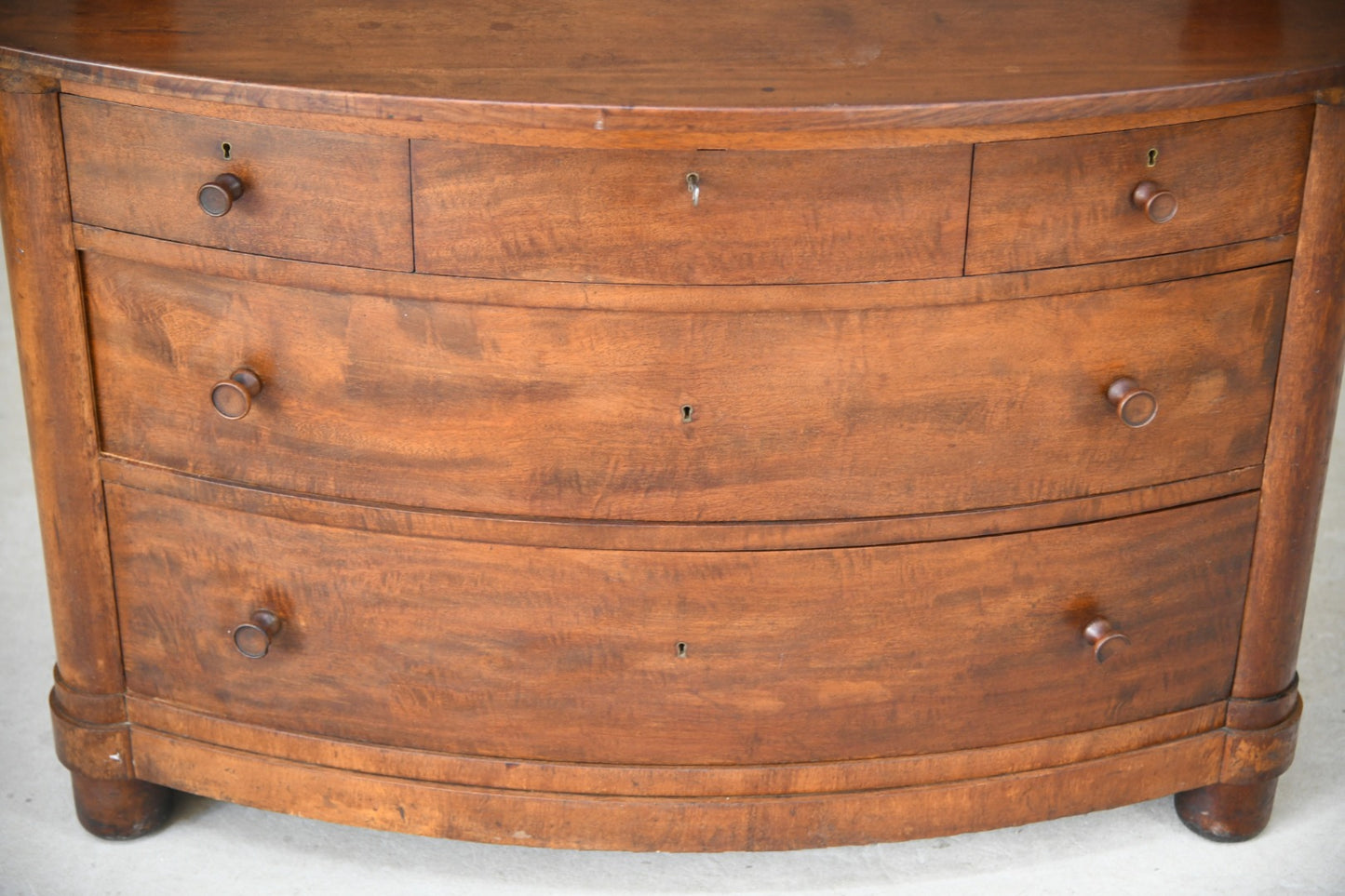 Continental Mahogany Chest of Drawers