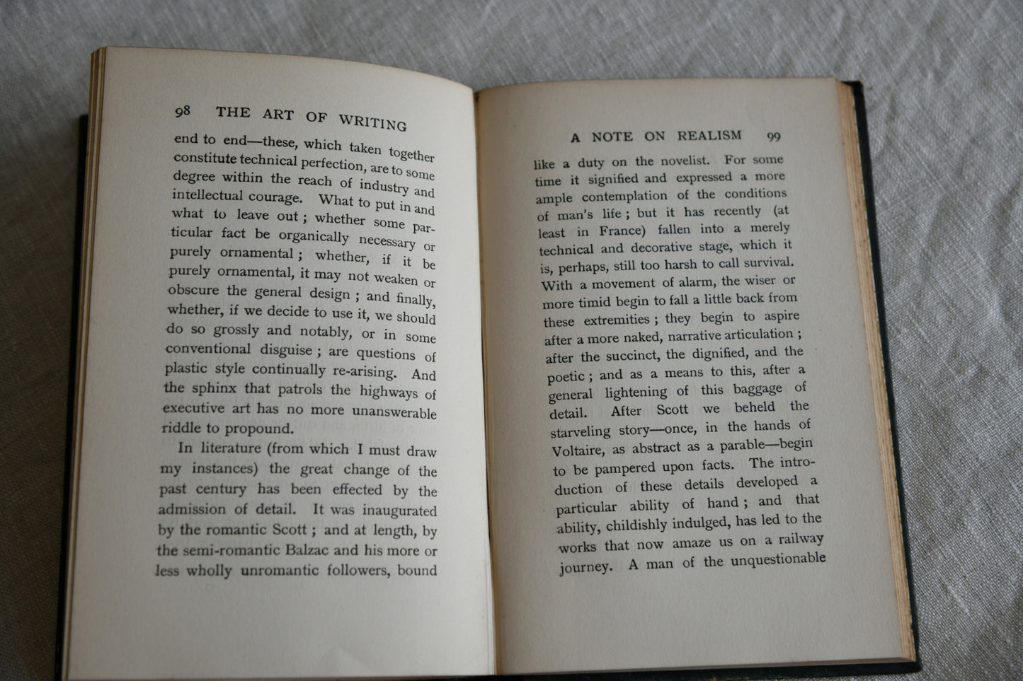 Essays in the Art of Writing - Robert Louis Stevenson