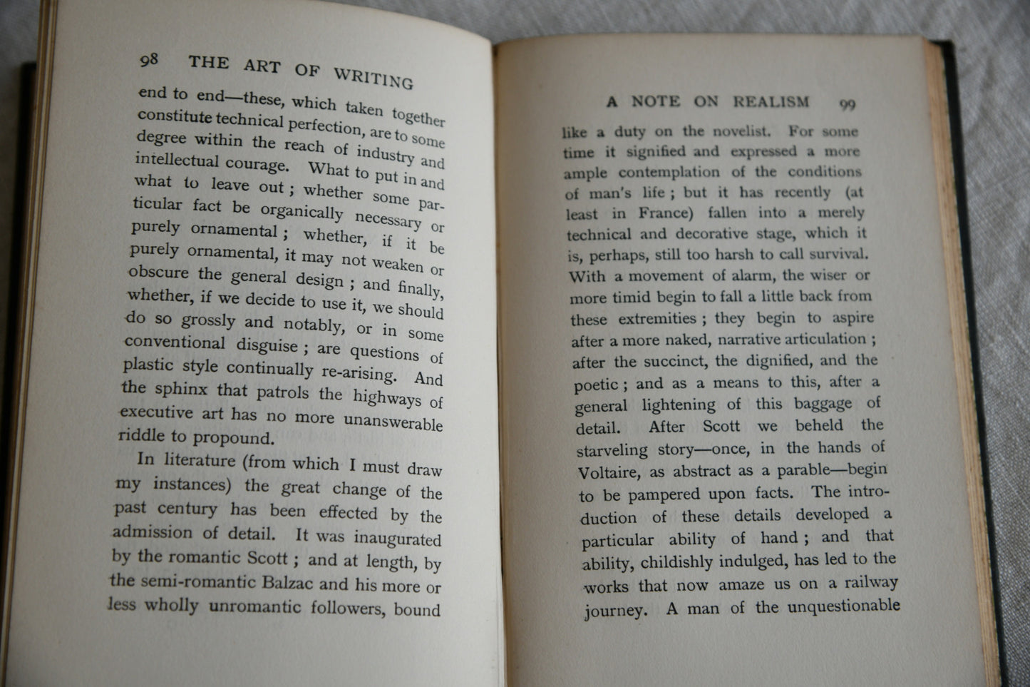 Essays in the Art of Writing - Robert Louis Stevenson
