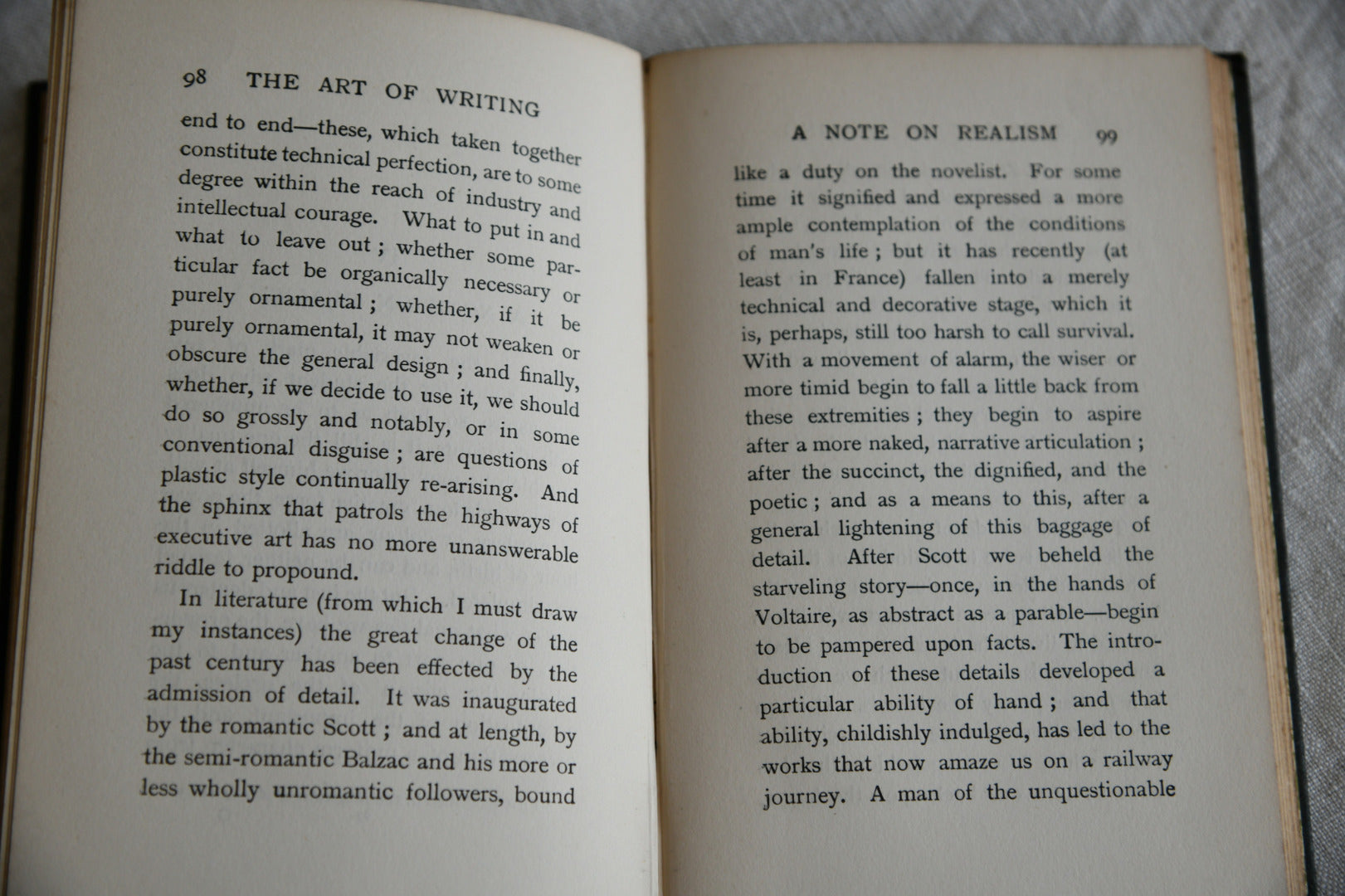 Essays in the Art of Writing - Robert Louis Stevenson