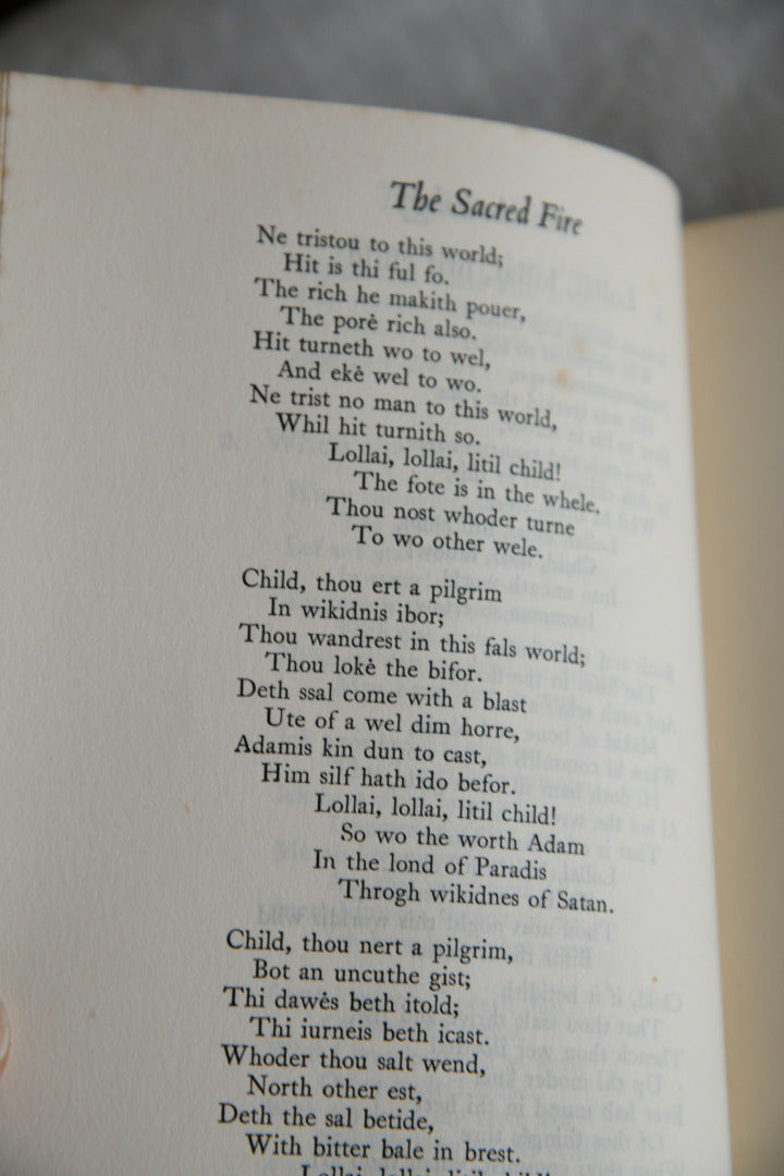 The Sacred Fire - An Anthology of English Poems