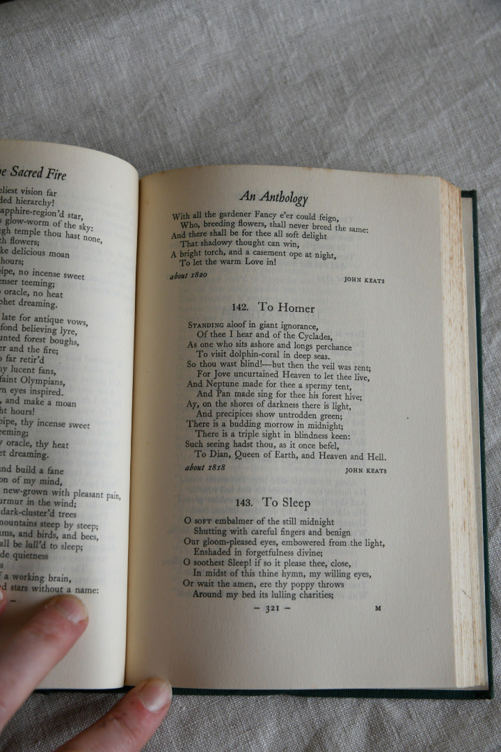 The Sacred Fire - An Anthology of English Poems