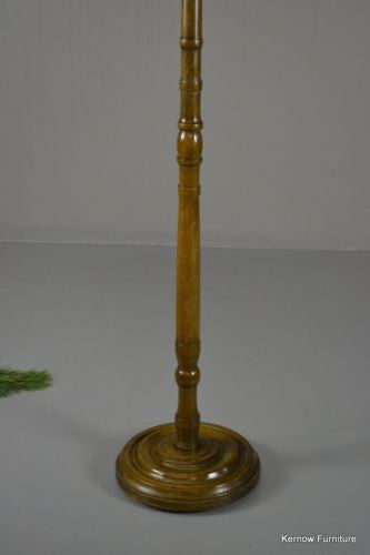 Traditional Style Turned Standard Lamp - Kernow Furniture