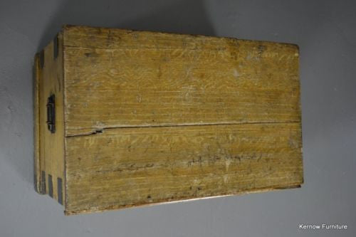 Scumbled Antique Box - Kernow Furniture