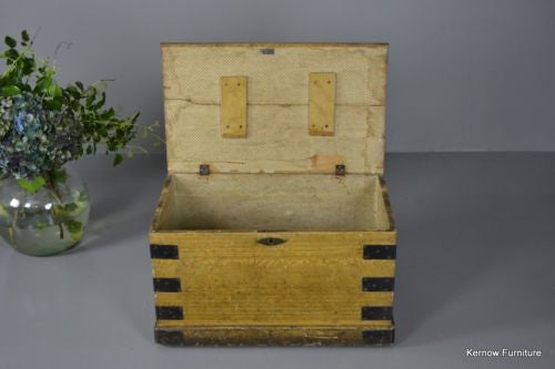 Scumbled Antique Box - Kernow Furniture