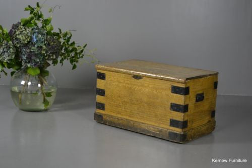 Scumbled Antique Box - Kernow Furniture