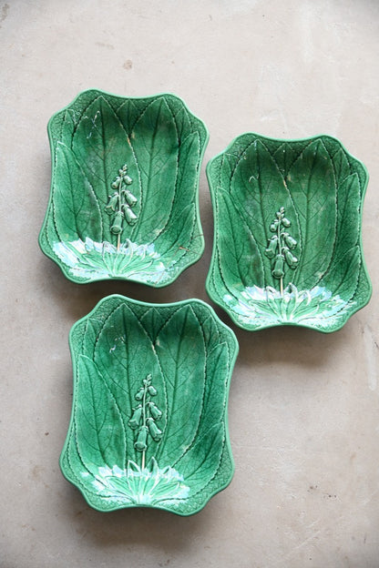 3 Wedgwood Green Majolica Foxglove Dishes