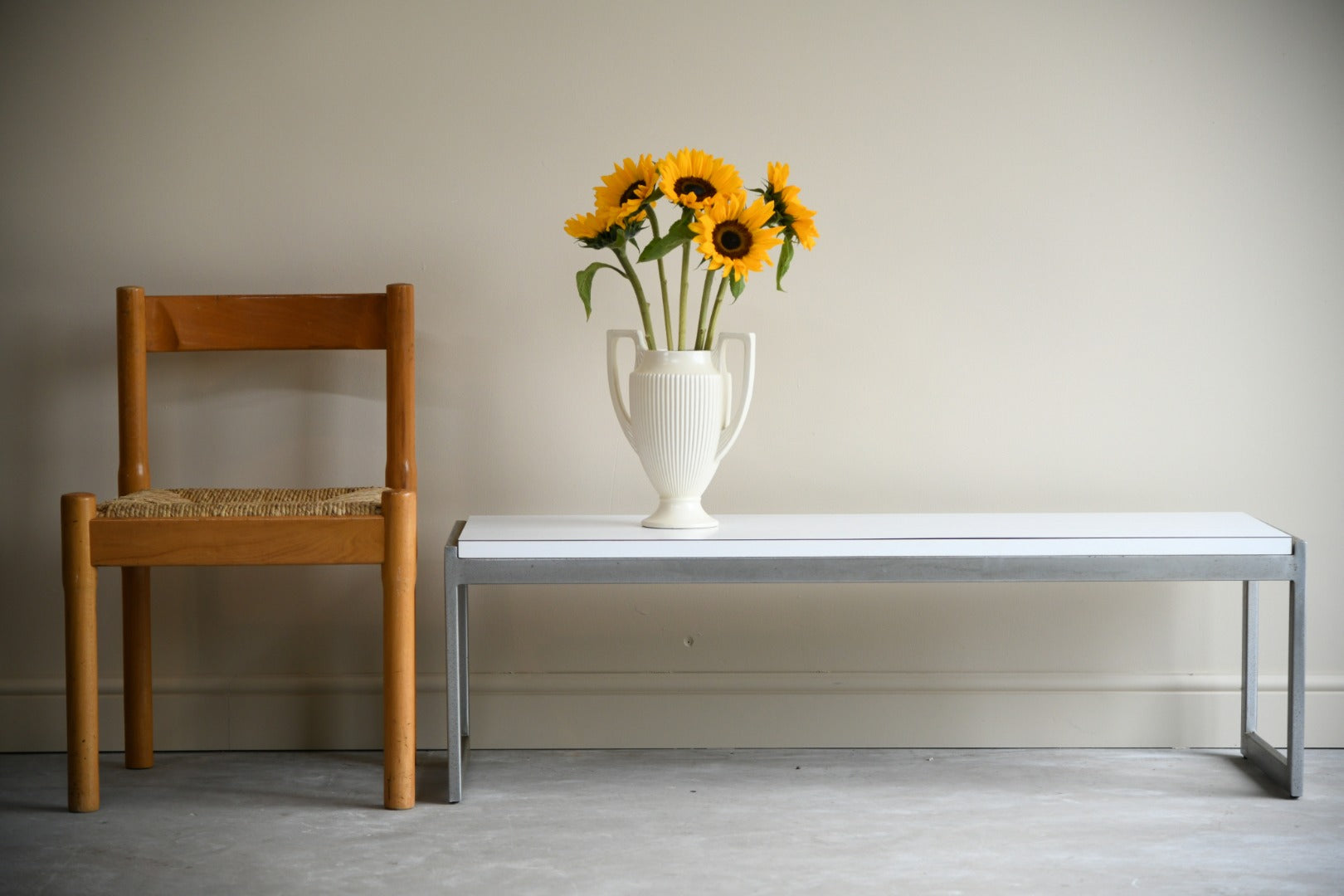 Retro White Rectangular Coffee Table