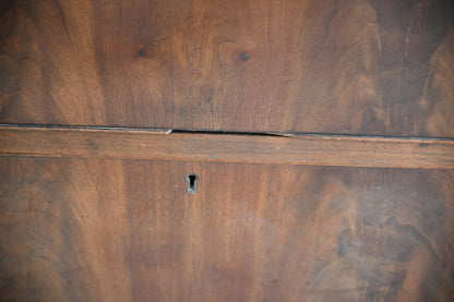 Edwardian Mahogany Chest of Drawers