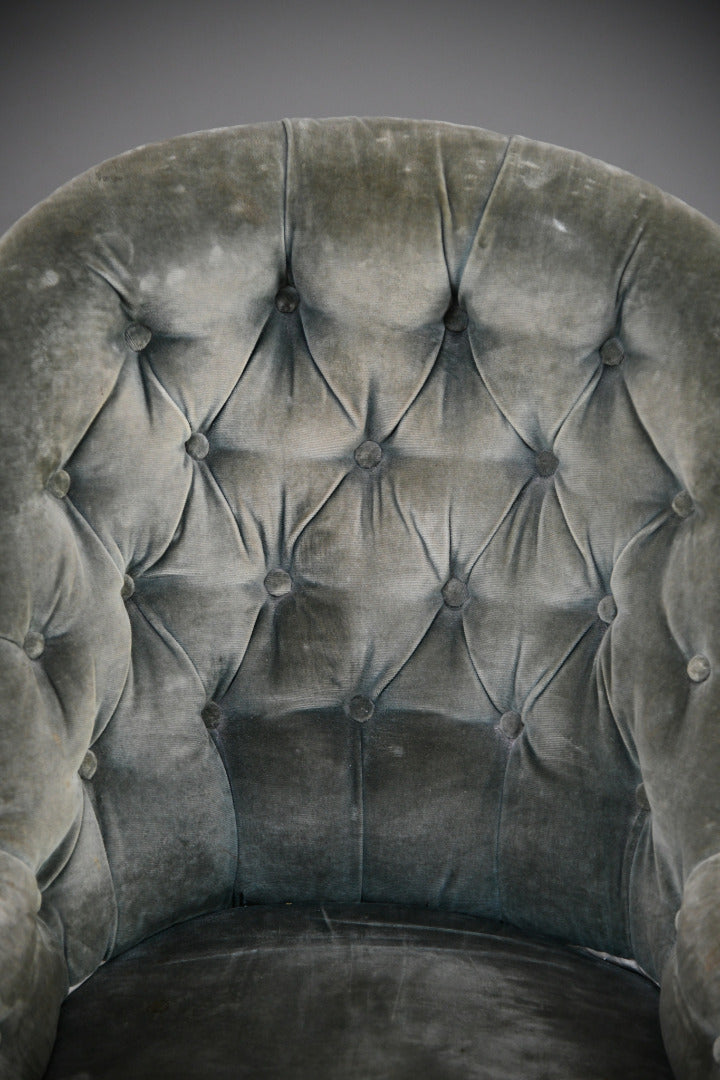 Antique Button Back Nursing Bedroom Chair