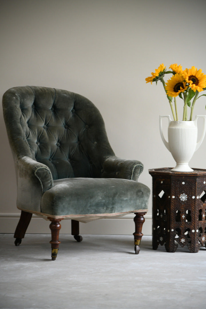 Antique Button Back Nursing Bedroom Chair
